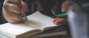 副业赚钱_1套笔试做2小时!金三银四,亚马逊运营面试真的太卷了…_副业教程-逸佳笔记-专注于副业赚钱教程