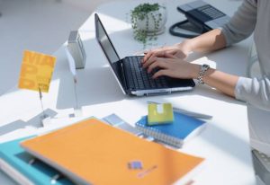 副业赚钱_QQ群引流推广技巧你懂多少?看完赶紧用..._副业教程-逸佳笔记-专注于副业赚钱教程