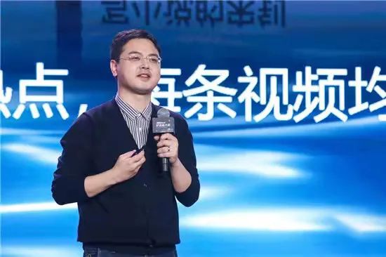 副业赚钱_中视频计划怎么赚钱，发布1条视频能获得3份收入，轻松月入过10000，无需真人出镜！_副业教程