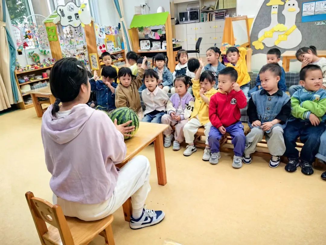 副业赚钱_【项目课程·滨江】一起吃瓜 | 小三班项目课程_副业教程 副业赚钱_【项目课程·滨江】一起吃瓜 | 小三班项目课程_副业教程