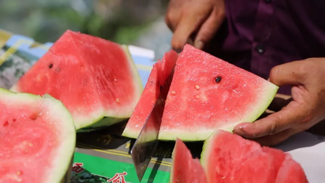 副业赚钱_“吃瓜”有秘籍！_副业教程