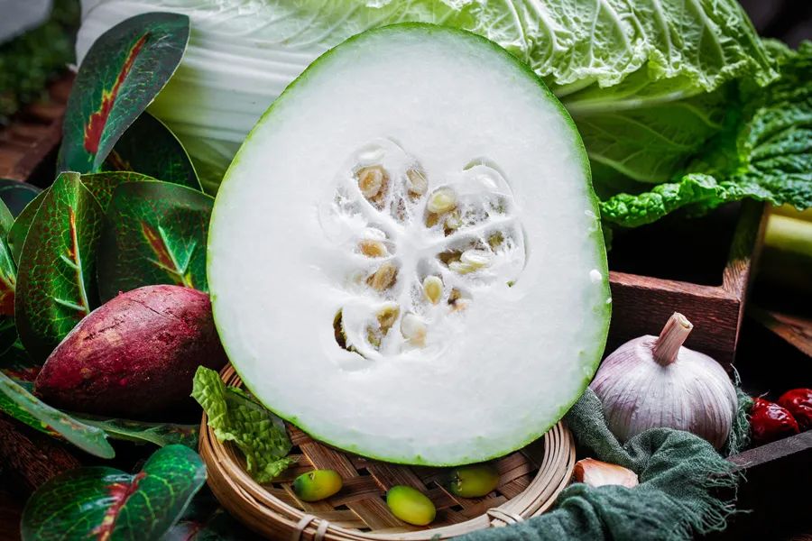副业赚钱_夏天吃瓜有讲究，这样吃清热解暑，不怕寒凉_副业教程