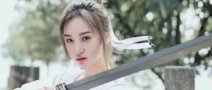 副业赚钱_暴利拆解：中视频计划冷门蓝海项目【二创解说】培训课程 播放越高收益越高！_副业教程-逸佳笔记-专注于副业赚钱教程