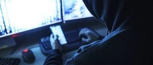 副业赚钱_大跌眼镜!知名视频网站要靠低俗内容引流?“擦边”图背后是..._副业教程-逸佳笔记-专注于副业赚钱教程