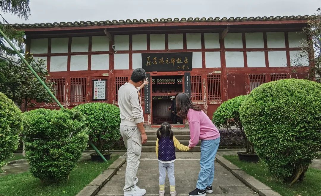 副业赚钱_江津“吃瓜群众”集合！量大管饱~_副业教程