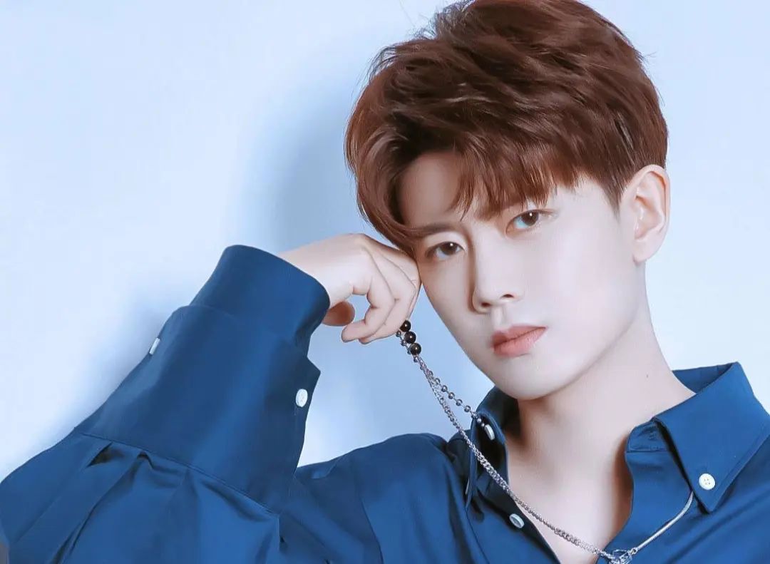 副业赚钱_大瓜来了！任嘉伦被曝给三买138元酒店，爆料者称不怕被告_副业教程