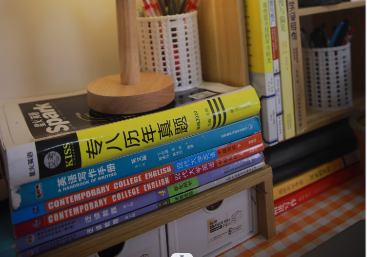副业赚钱_一个月涨粉10000+:分享让我公众号粉丝暴涨的8个引流方式_副业教程 副业赚钱_一个月涨粉10000+:分享让我公众号粉丝暴涨的8个引流方式_副业教程