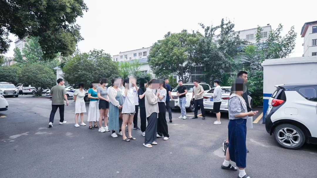 副业赚钱_44人被抓!“吸粉引流”很刑_副业教程 副业赚钱_44人被抓!“吸粉引流”很刑_副业教程