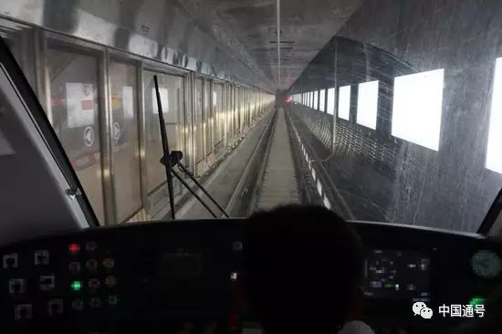 副业赚钱_全球首条互联互通地铁！通号科技打造！_副业教程